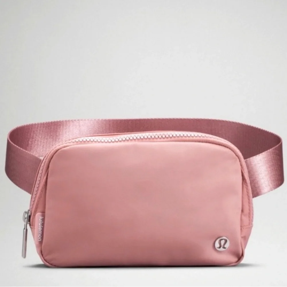 Lululemon Everywhere Belt Bag 1L Pink Pastel (NWT) SOLD OUT Color - Picture 1 of 6